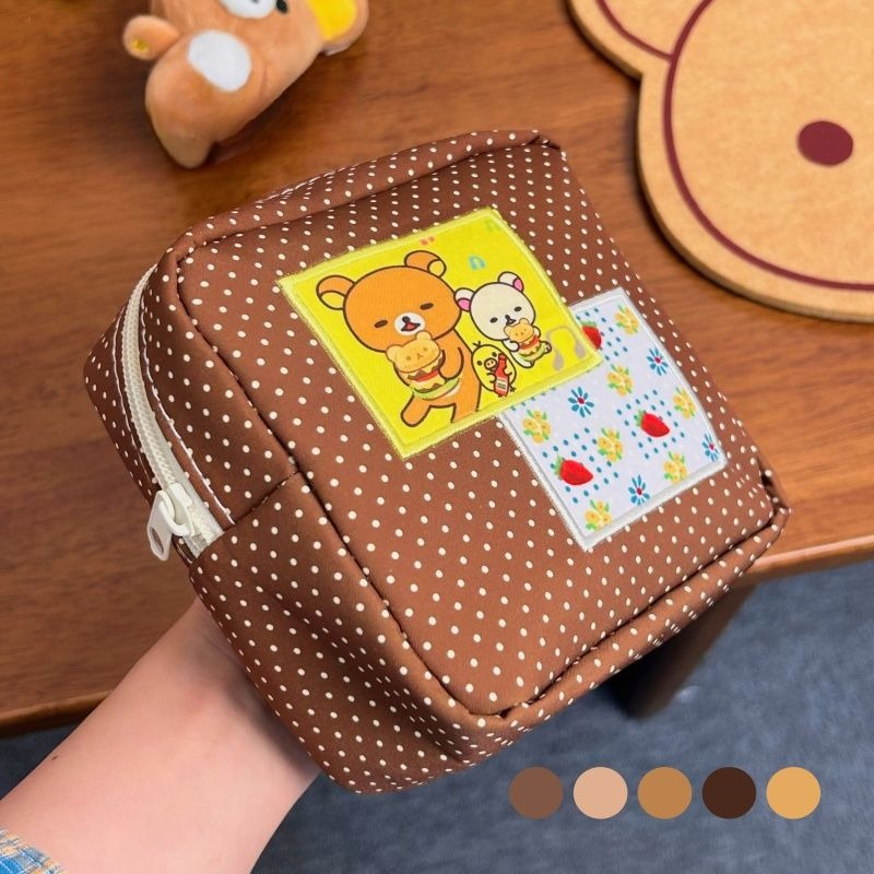 Travel Access - Urocza kosmetyczka Rilakkuma w brązowe kropki,